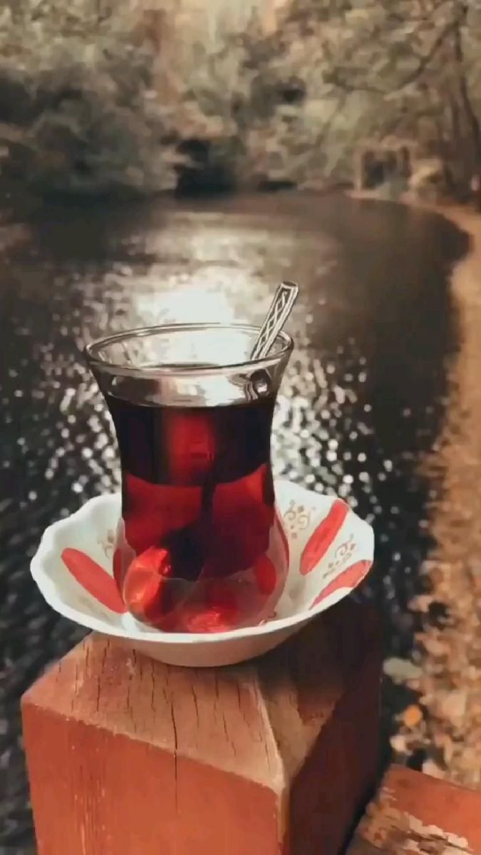 Ảnh Gái Đẹp Trong Ánh Sáng Ấm Áp