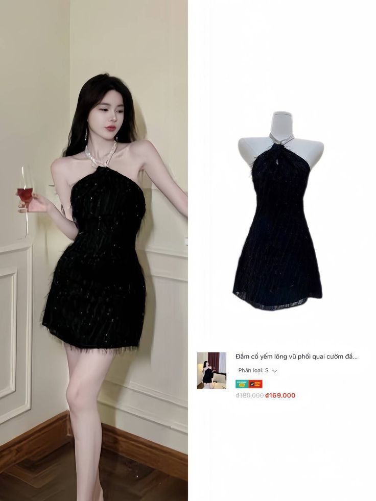 Gái Mặc Đầm Đen Tạo Dáng Tự Tin Trong Phòng Sang Trọng