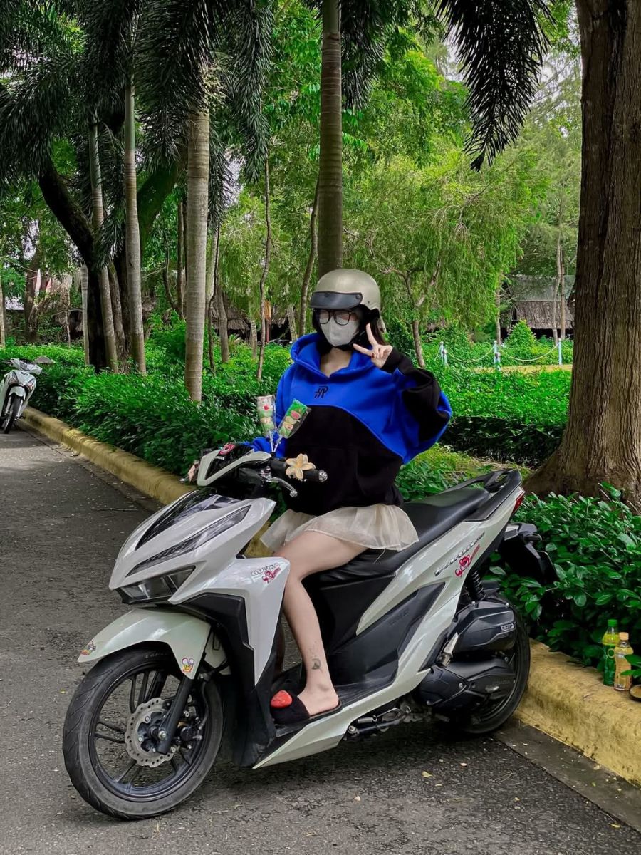 Bộ ảnh gái xinh trong công viên xanh của người mẹ Nhật