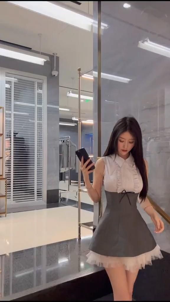Anh Gai Xinh Mac Vay - Gai Mac Vay Ngan