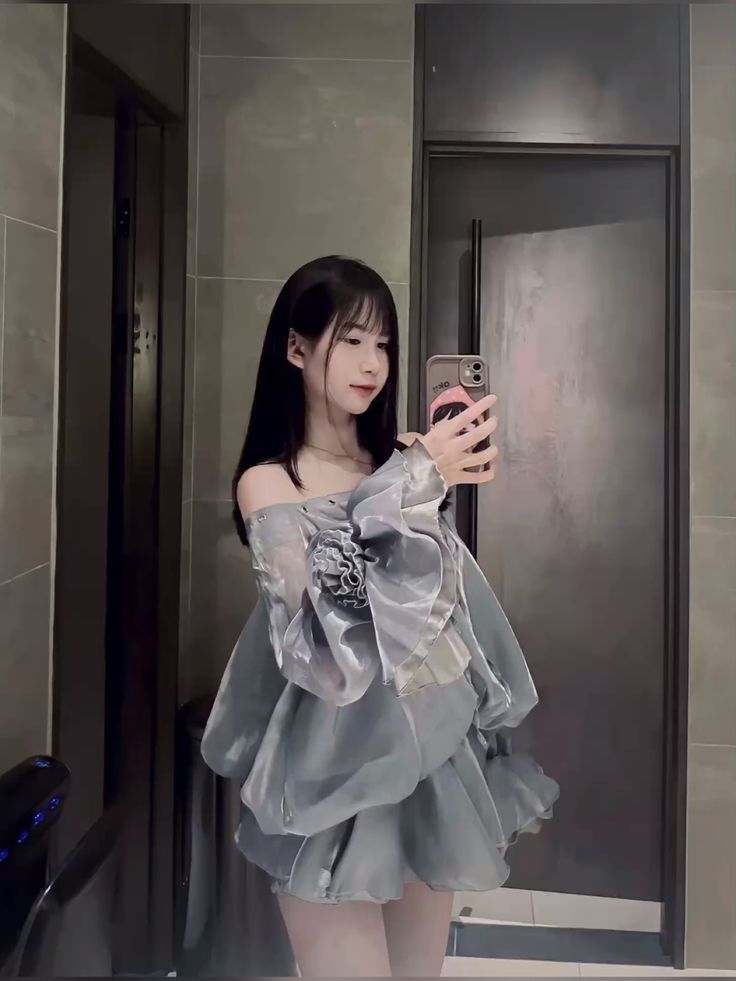 Anh Gai Xinh Mac Vay - Gai Mac Vay Ngan