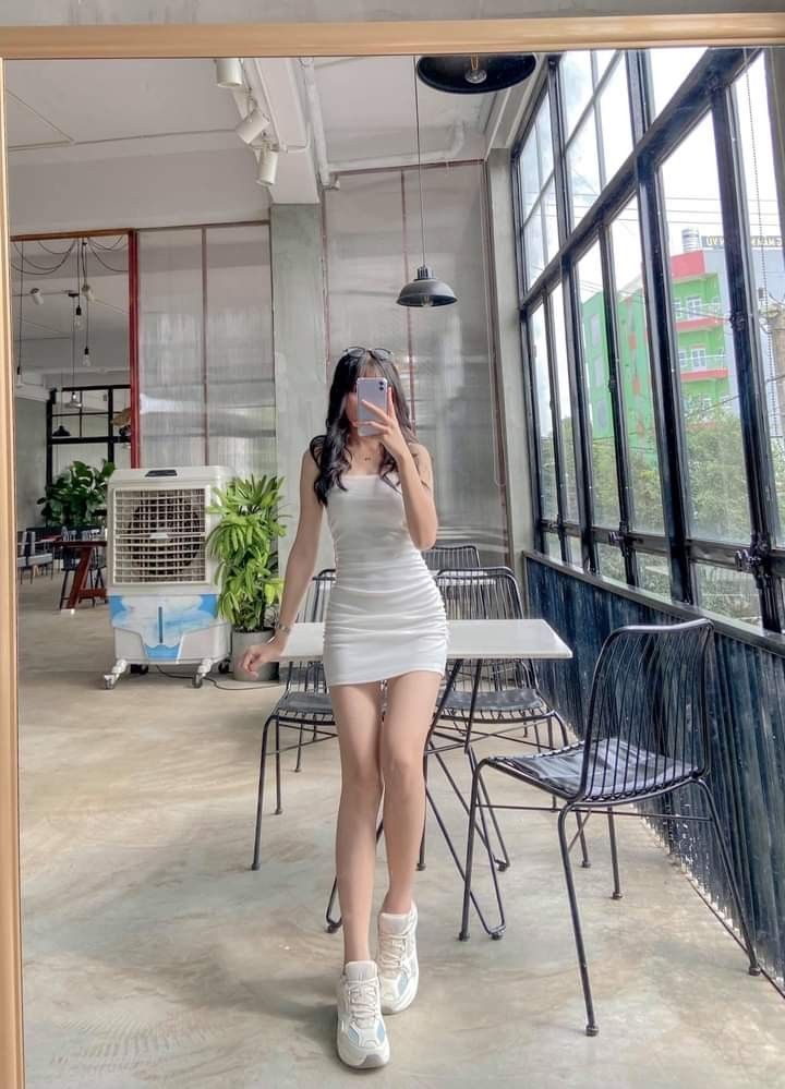 Anh Gai Xinh Mac Vay - Ánh Sáng Tự Nhiên