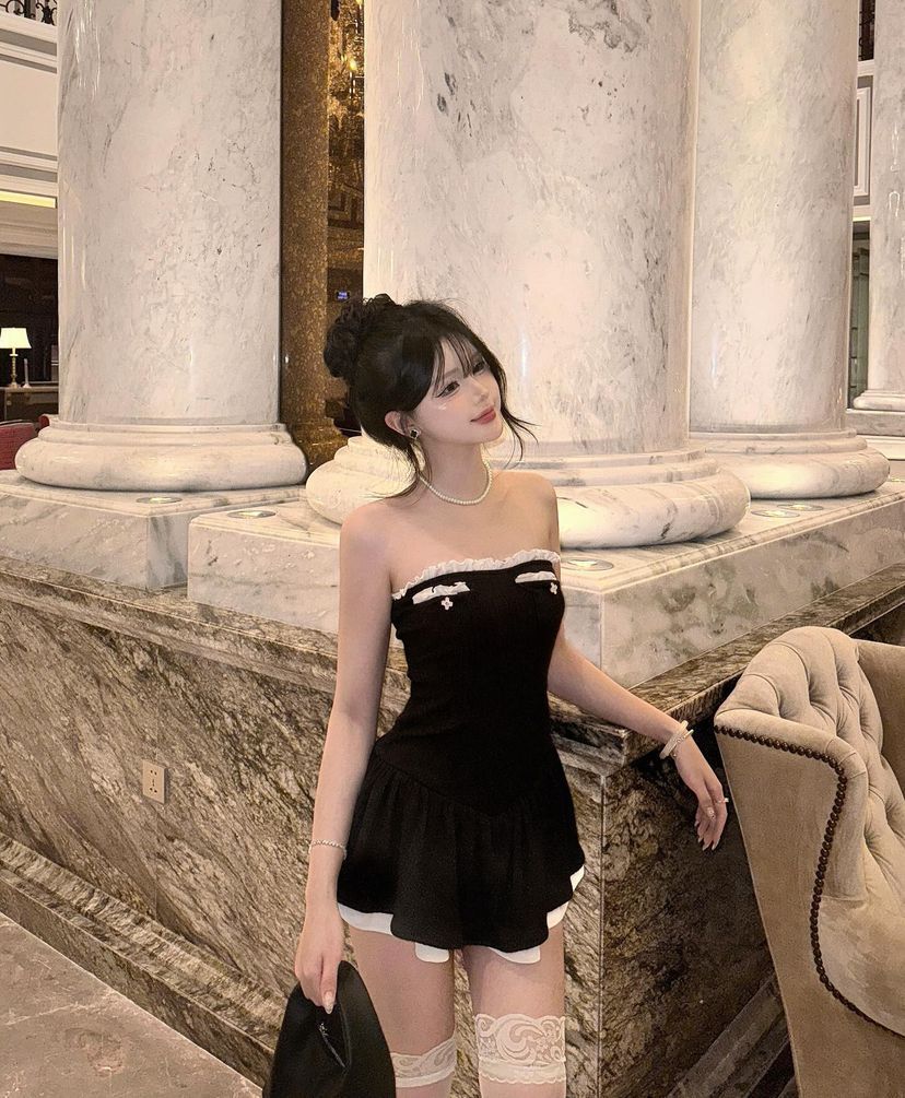 Anh Gai Xinh Mac Vay - Cot Da