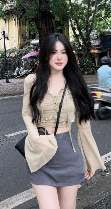 Anh Gai Xinh Mac Vay - Áo Crop Top