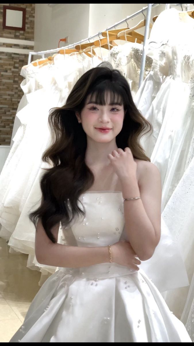 Anh Gai Xinh Mac Vay - Áo Cưới