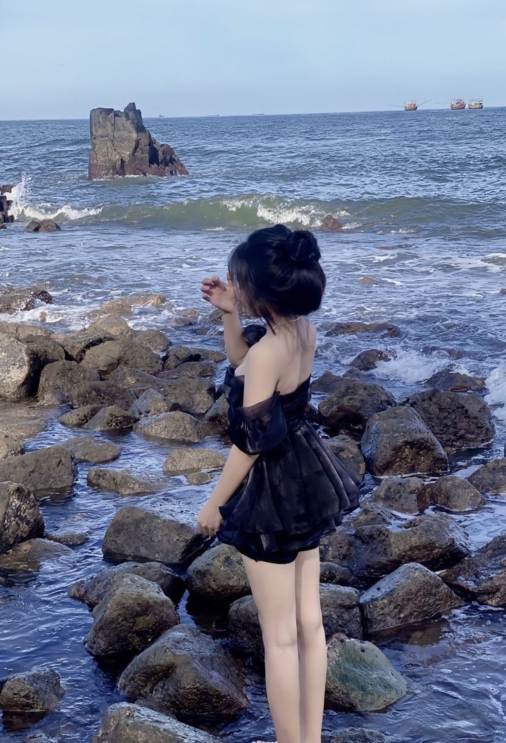 Anh Gai Xinh Mac Vay - Ánh Nắng