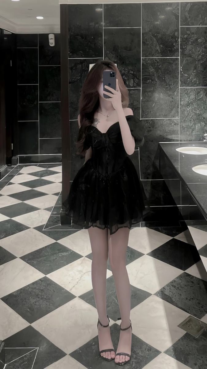 Anh Gai Xinh Mac Vay - Chụp Hình