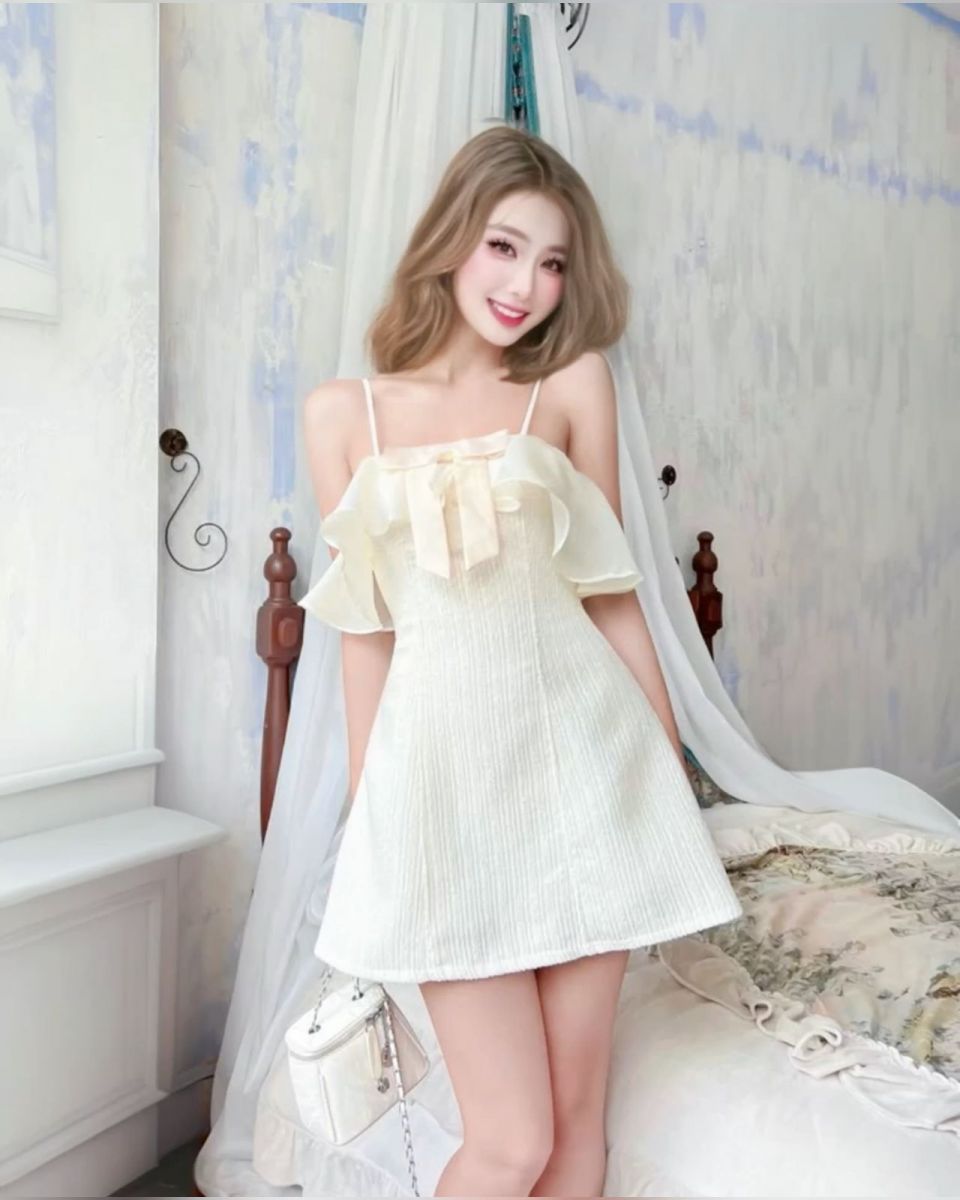 Anh Gai Xinh Mac Vay - Gái Xinh Mặc Váy Trắng
