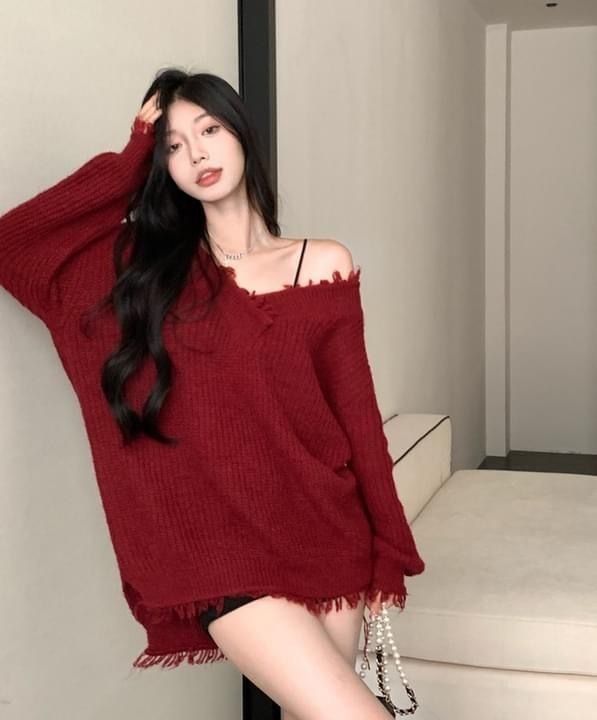 Cô gái xinh trong không gian nội thất hiện đại