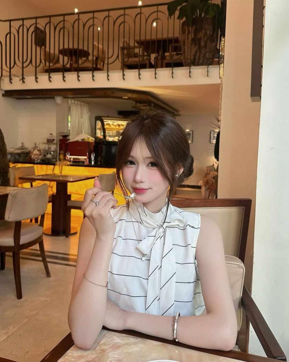 Ảnh gái xinh mặc áo dài đẹp nhất