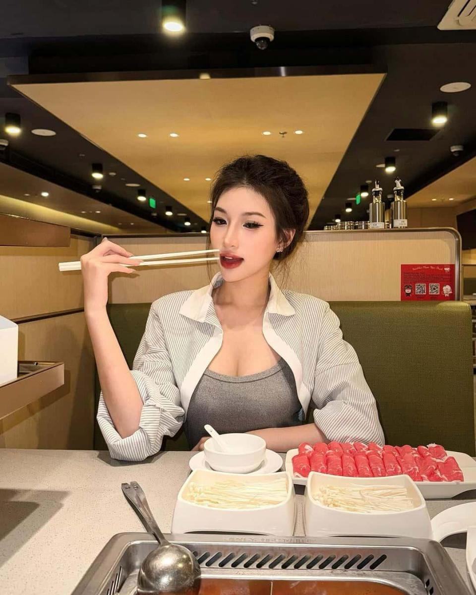 Gái xinh 2k13 và gái xinh 2k3 đẹp nhất