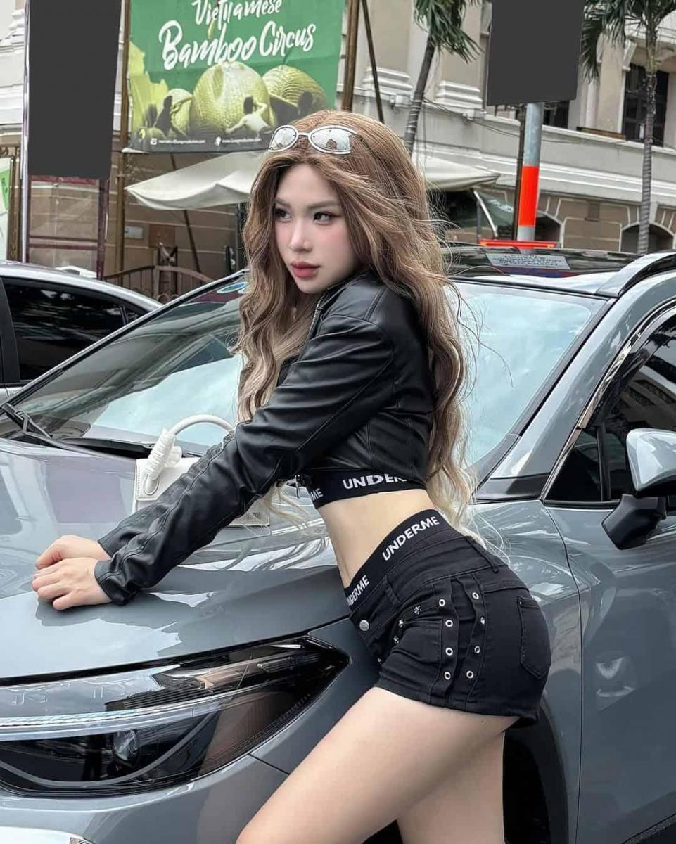 Gái xinh K5 trong áo crop top - Top gái xinh đẹp