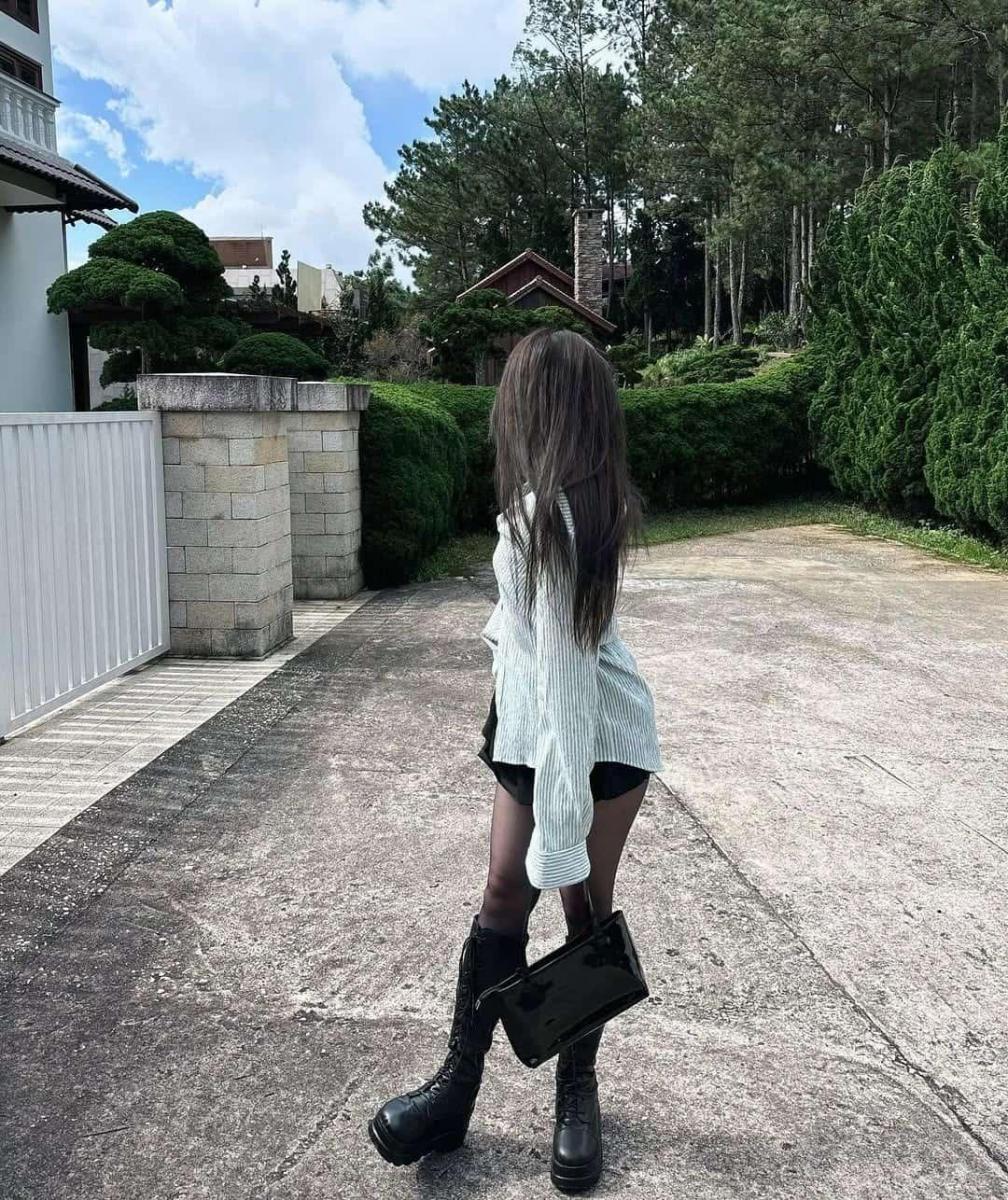 Ảnh gái xinh nhỏ và sexy trong thời trang mới