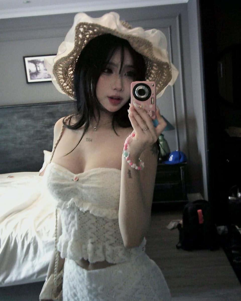 Gái đẹp sexy với kiểu tóc sắc đẹp - Gái xinh Facebook