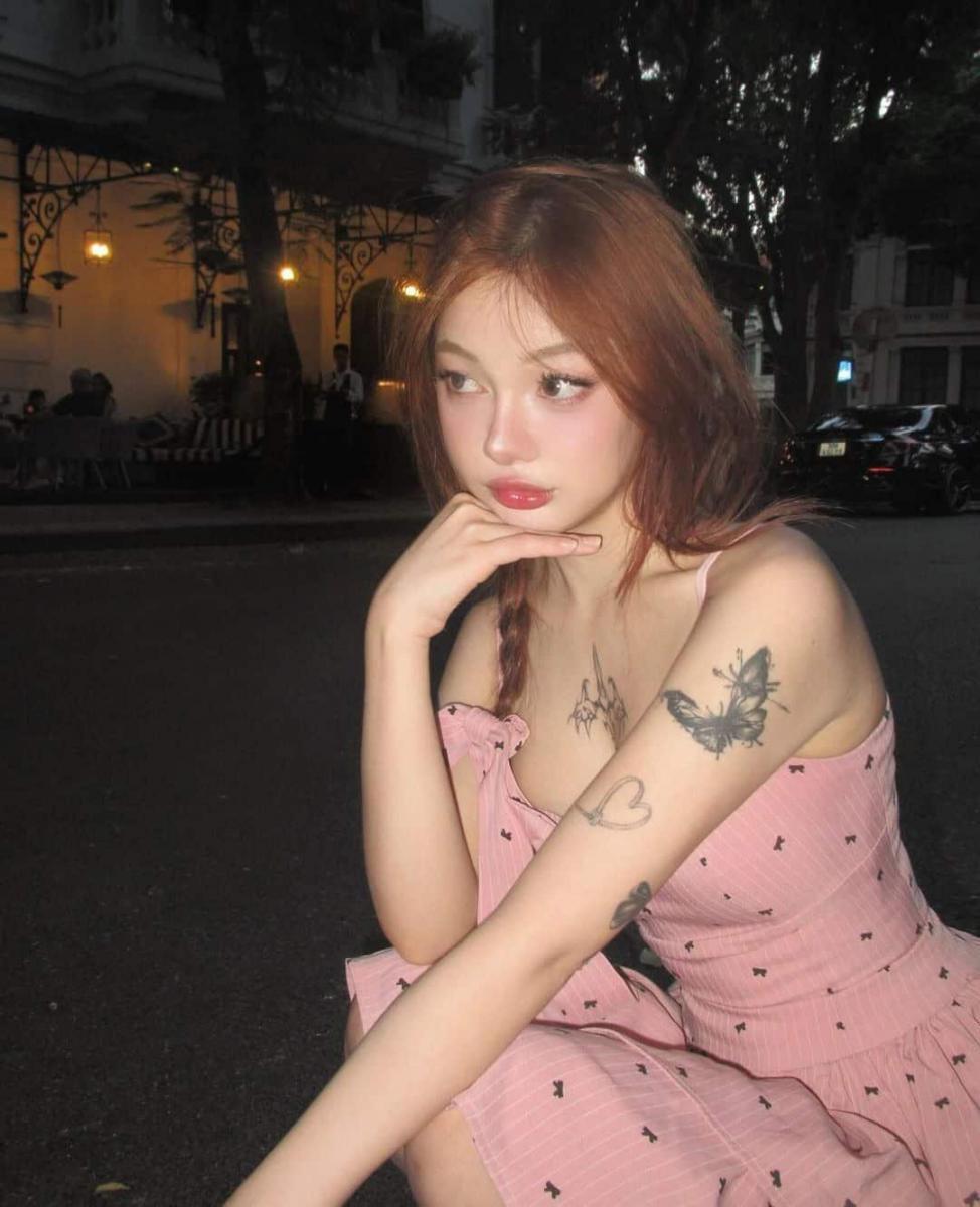 Gái Xinh Ngực To Mới Sắc Đẹp Hồng