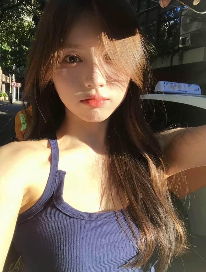 Gái đẹp 18 với vẻ đẹp sexy và cute