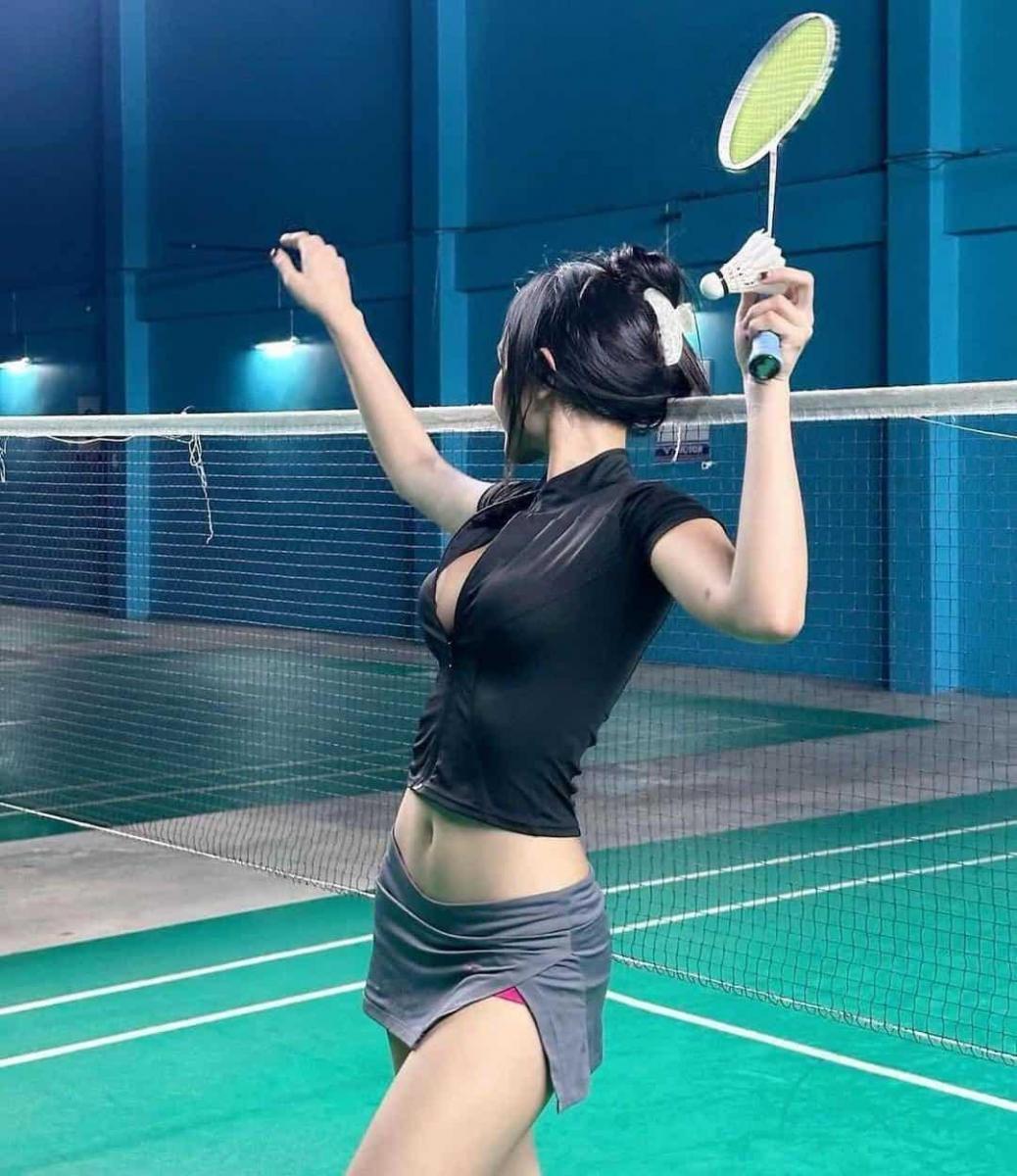 Gái xinh cởi quần ngắn, ảnh mạng đẹp