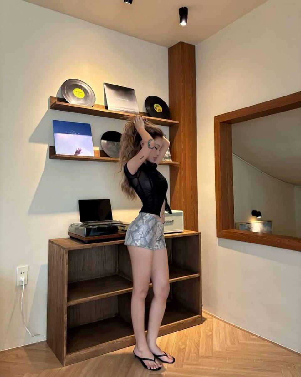 Gái xinh nội y - Hình con gái xinh đẹp