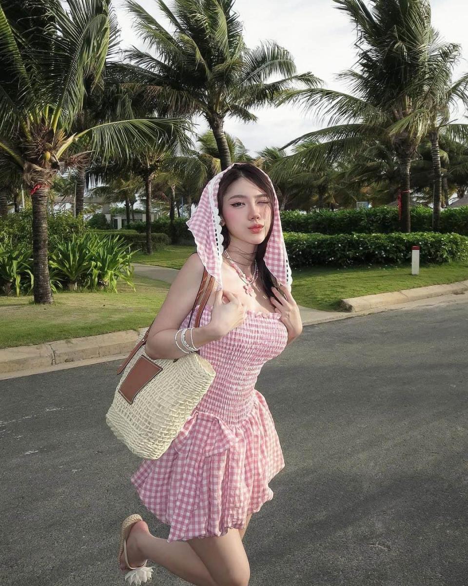 Gái Xinh Ngực To Quần Áo Sắc Đẹp Thời Trang Gái Xinh Việt Nam