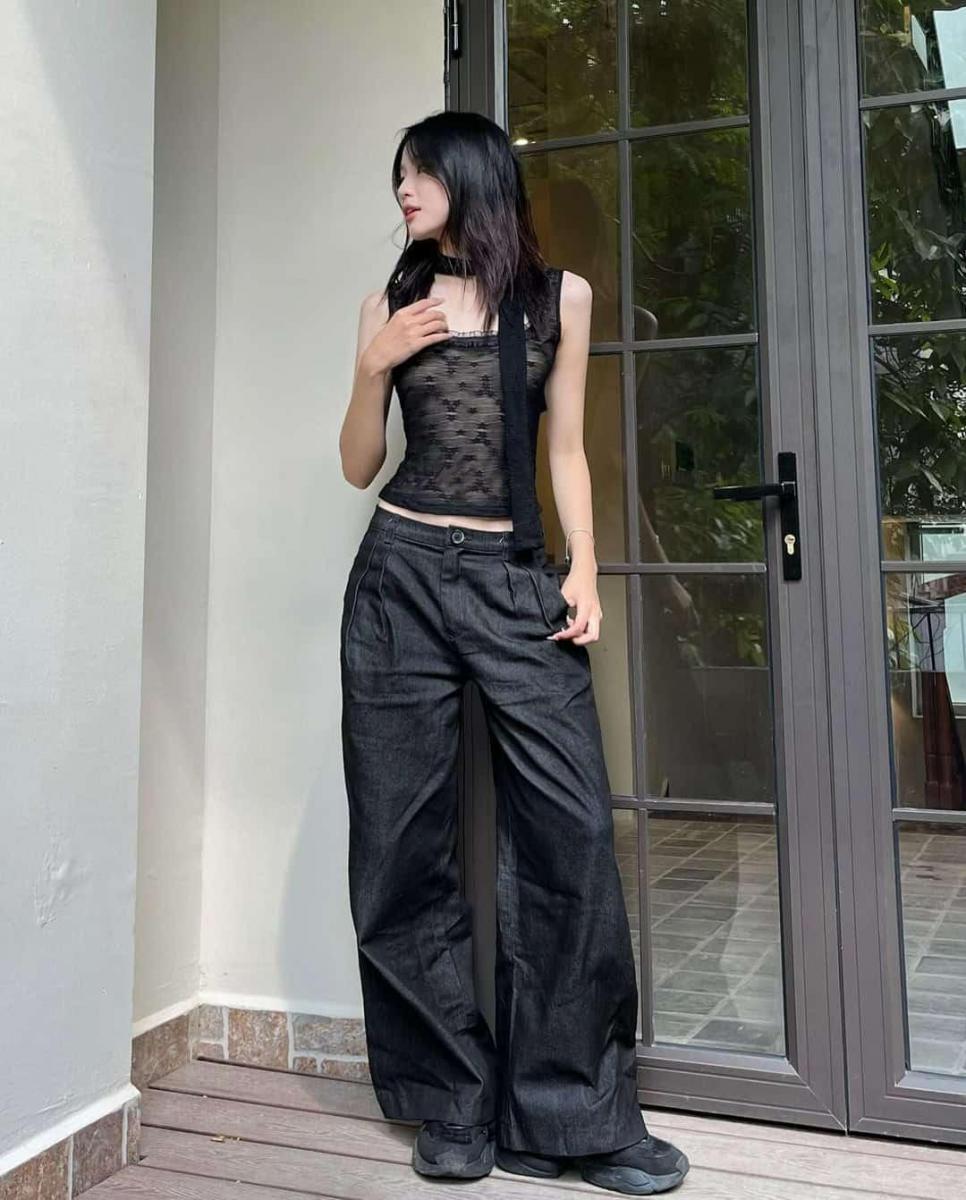 Ảnh gái xinh mặc quần bò sắt đẹp nhất