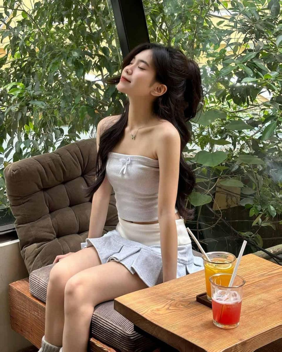 Gái xinh k2 và gái xinh k3 trong thời trang đẹp