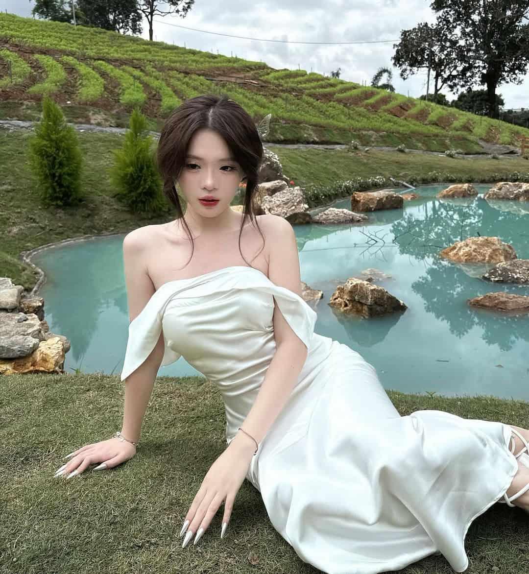 Ảnh con gái xinh đẹp trong thời trang mới