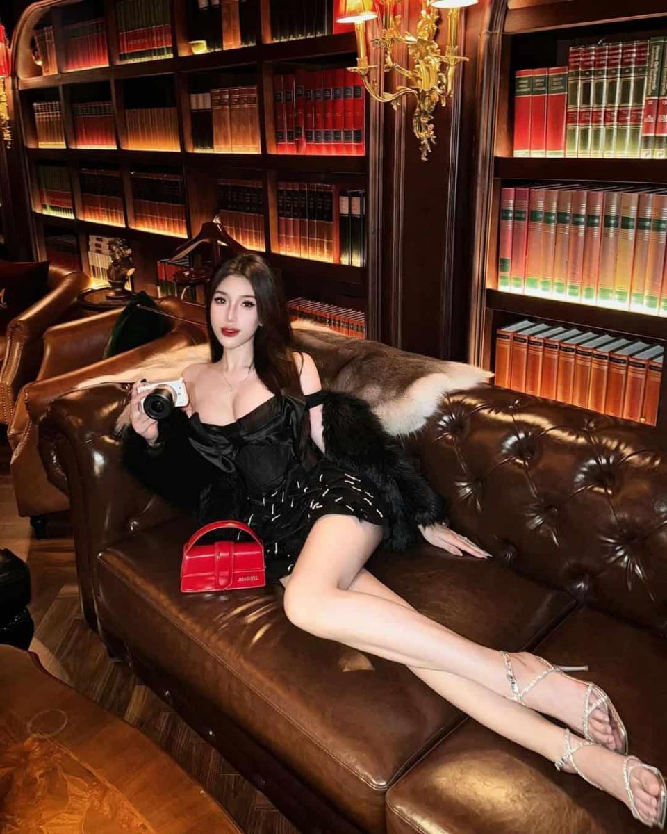 Gái xinh K7 khoe sắc đẹp thời trang đầm gái xinh Việt Nam