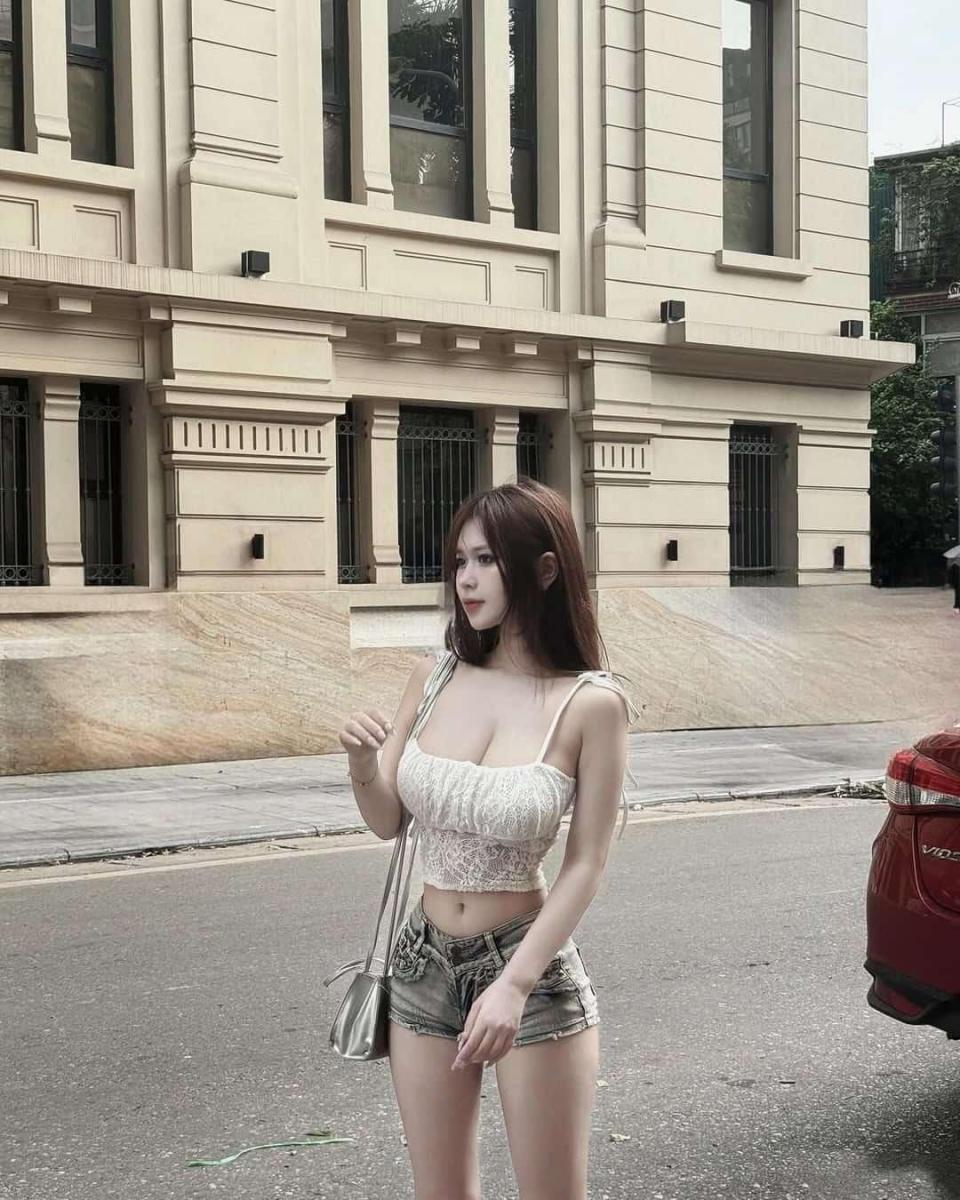 Gái Xinh , Công Sở Và Ngầu Đẹp Thời Trang