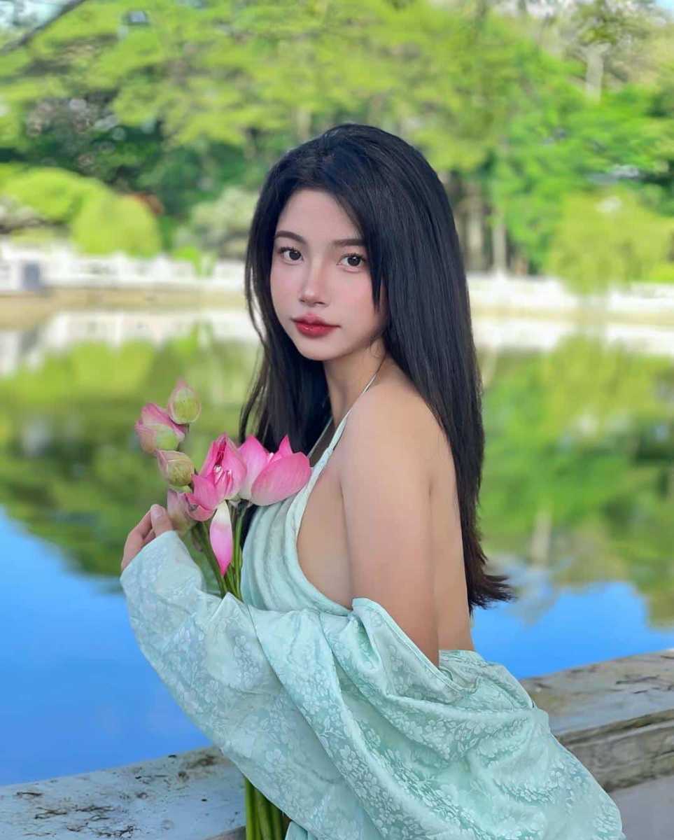 Gái xinh tóc dài sexy trong ảnh đẹp