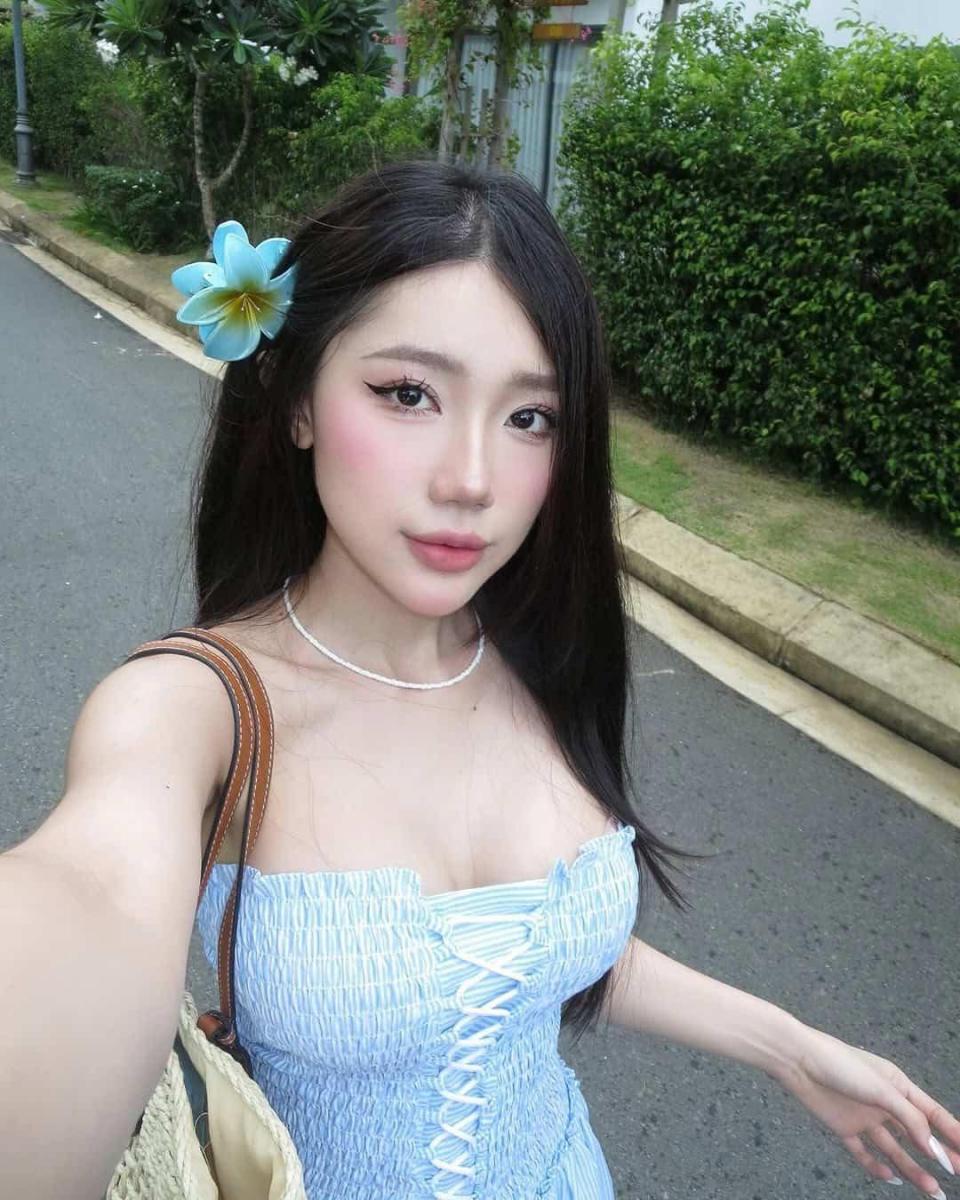 Ảnh gái 2k xinh ngầu - Hình gái xinh đẹp 4k