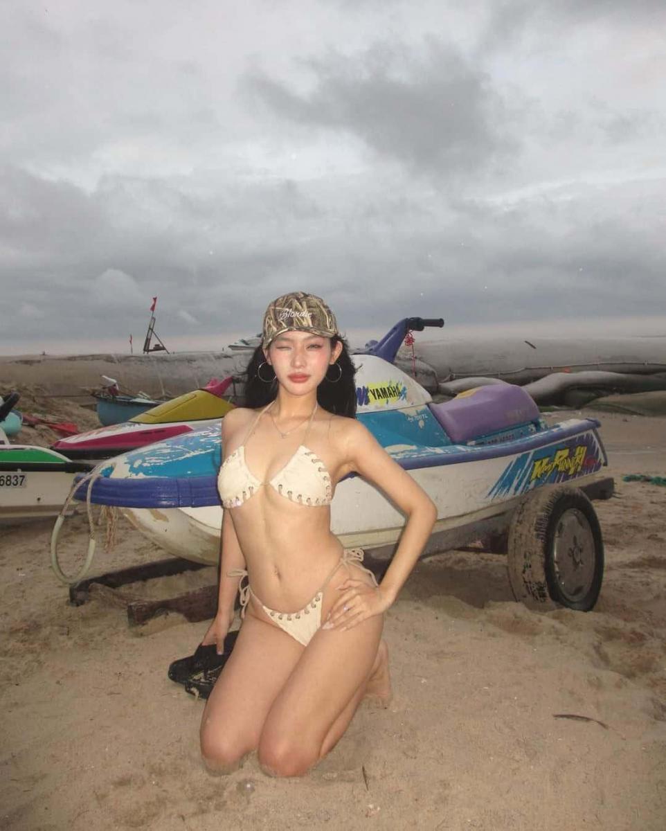 Gái xinh mặc áo bikini tuyệt đẹp