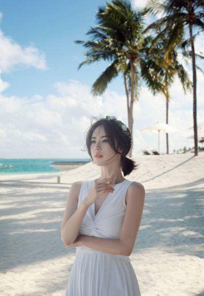 Ảnh gái xinh tóc ngắn xinh đẹp tại bãi biển