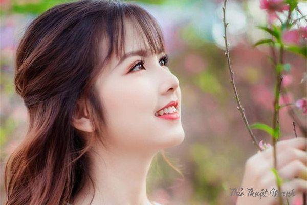 Hình ảnh cô gái xinh đẹp tại Hà Nội