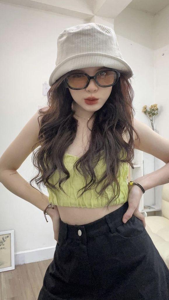 Ảnh gái xinh mu đẹp khoe mu to thời trang