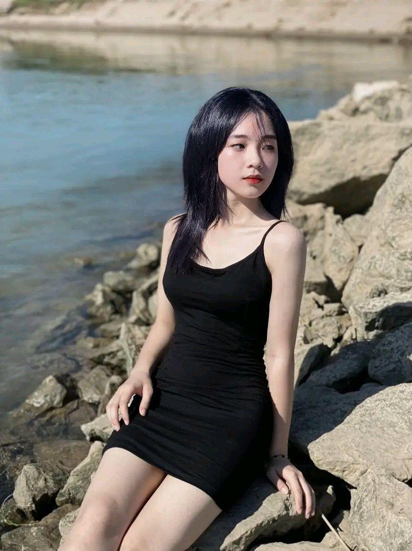 Ảnh gái đẹp khoe hàng trong bộ bikini tuyệt đẹp