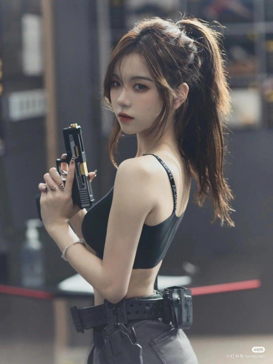 Hình ngực gái xinh khoe hang đẹp nhất