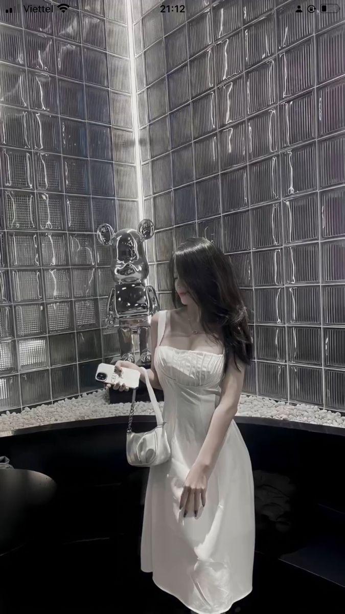 Ảnh cô gái xinh trong bộ áo cưới đẹp