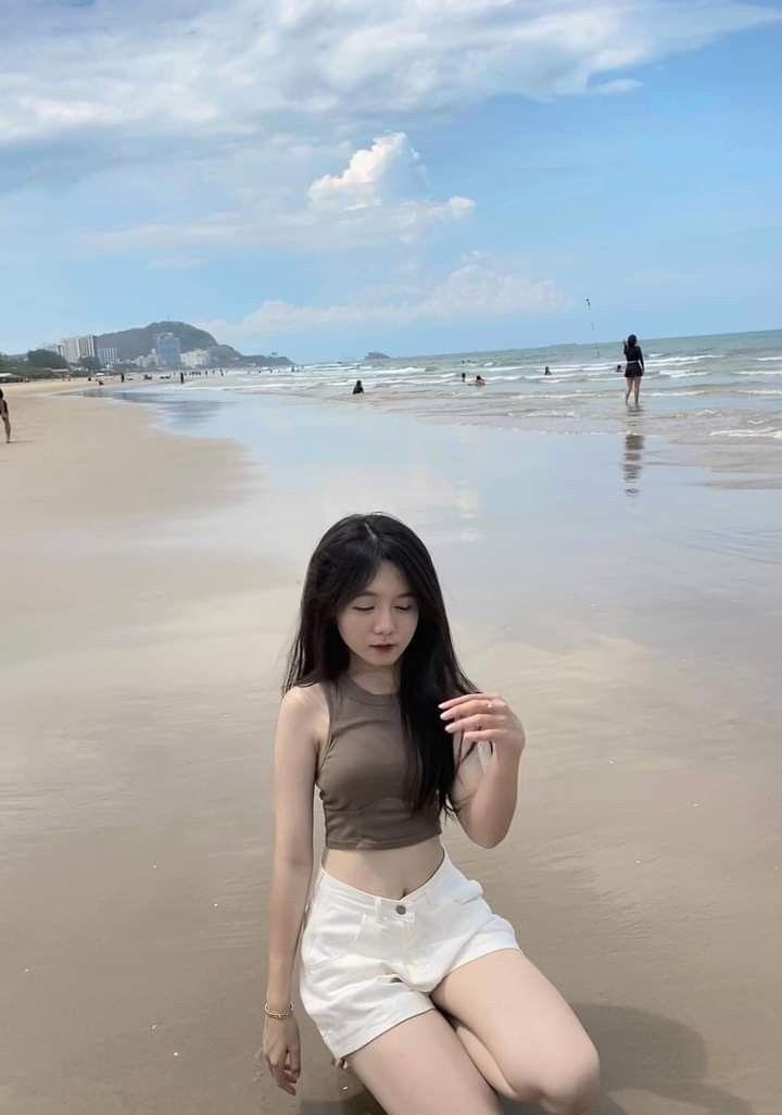 Hình ảnh con gái xinh đẹp trong mùa hè