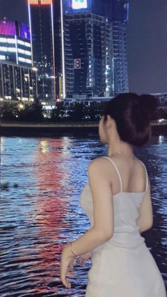 Ảnh nóng gái xinh đẹp trong thời gian rảnh rỗi