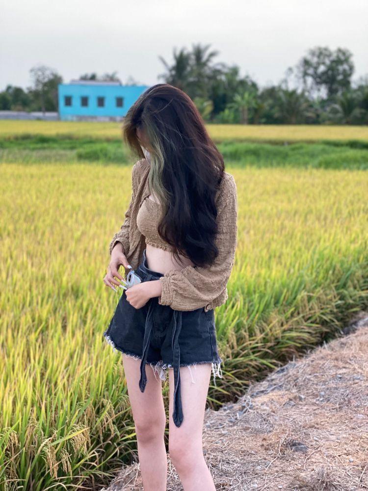 Ảnh gái xinh đẹp cute trong trang phục sexy