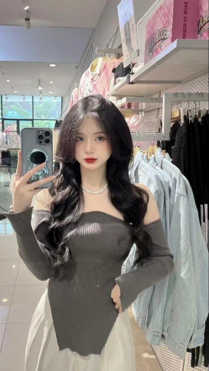 Ảnh gái xinh tóc ngắn cute trong thời trang thật lung linh
