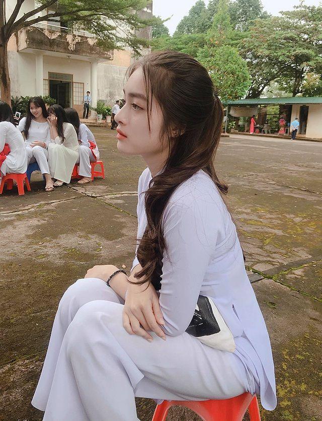 Gái Đẹp Khoả Thân Trong Ảnh Gái