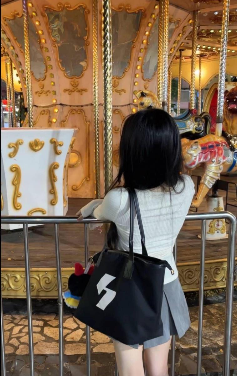 Gái xinh mọng nước trong bộ ảnh k10, k11, k12 và k2