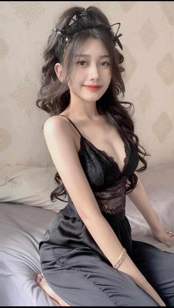 Hình cô gái đẹp với kiểu tóc sắc đẹp