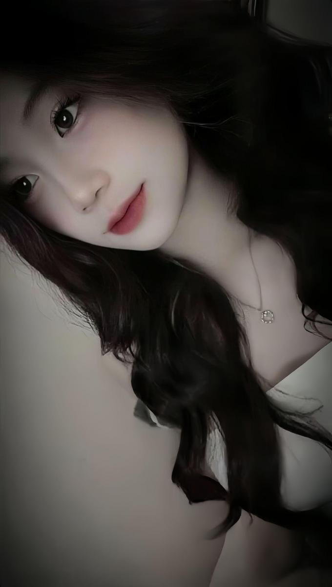 Gái xinh 21 - Gái xinh 2k5 trên Facebook