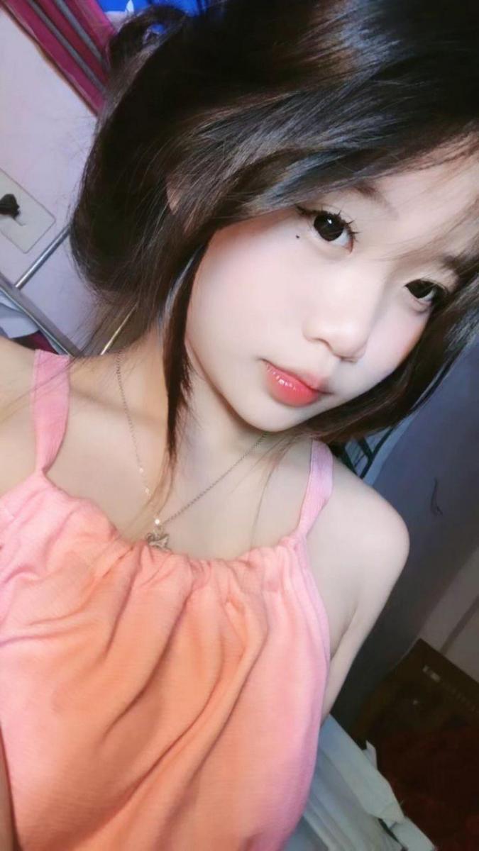 Gái xinh ảnh nền ngực to đẹp mê mẩn