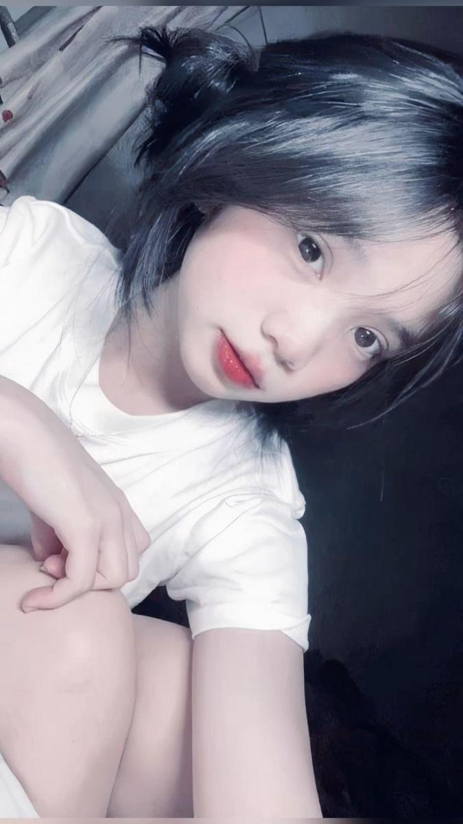 Gái Xinh Và Hình Vú Gái