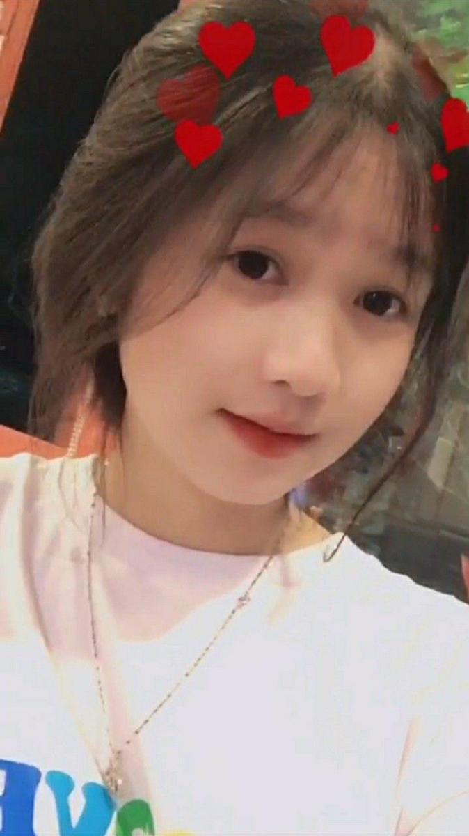 Gái xinh bikini che mặt, cute và đáng yêu