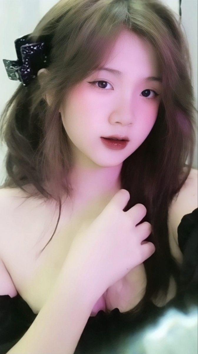 Ảnh gái xinh 2k với ngực to, đẹp như mơ