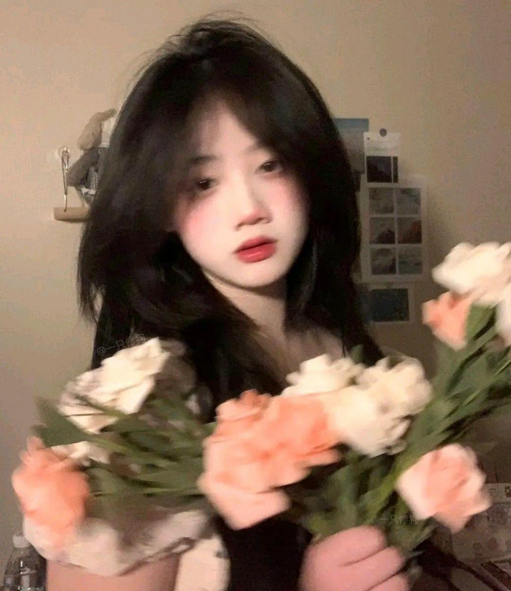 Gái Xinh Mặc Đồ Ngủ